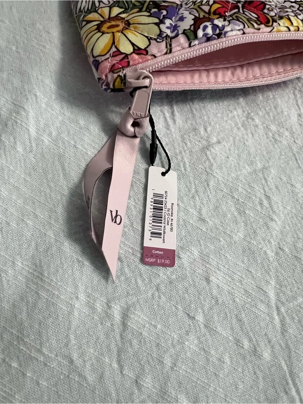 Vera Bradley Zip Id Coastal Wildflowers Floral Pink Card Holder Keychain
